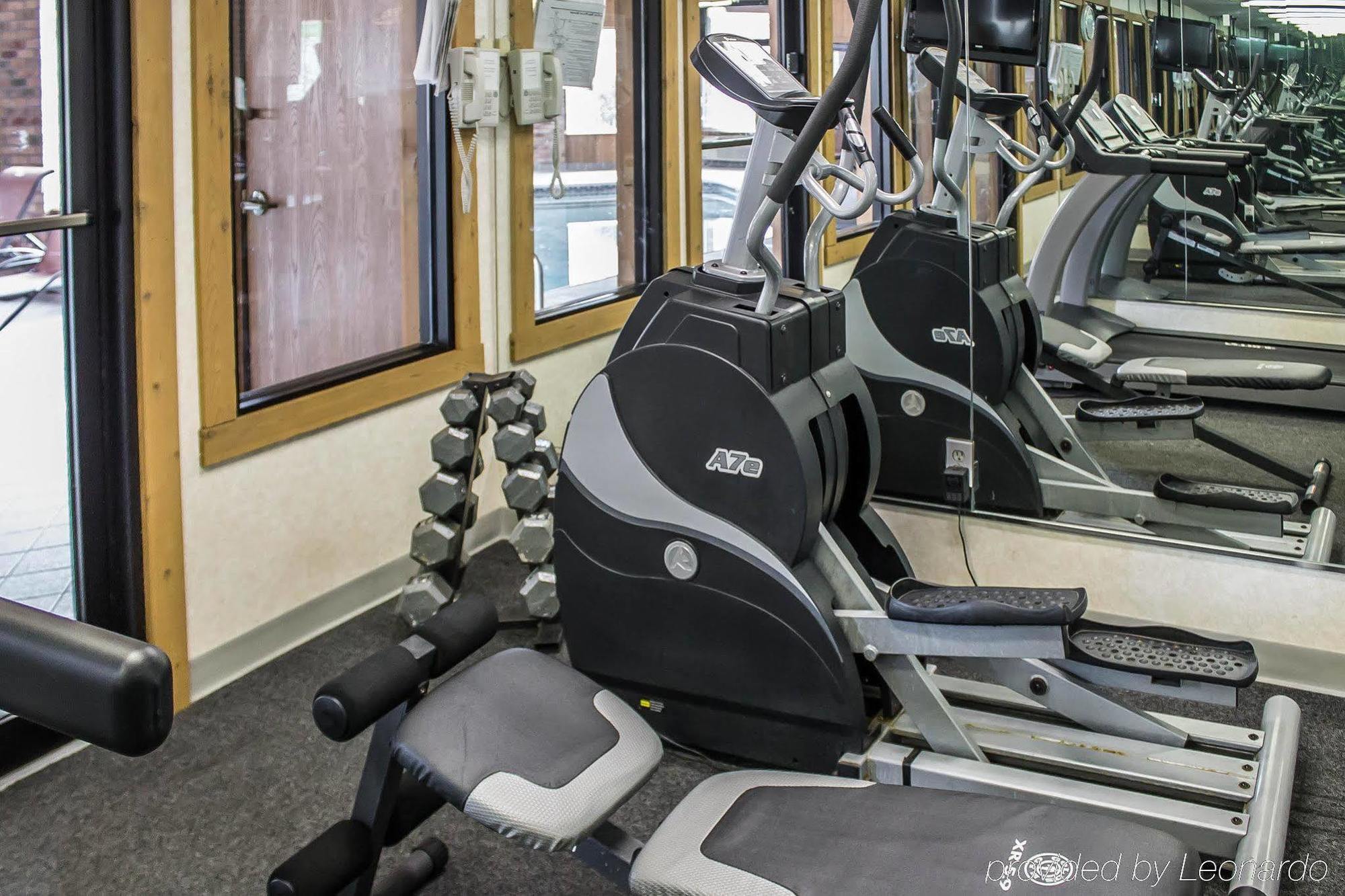 Quality Inn East Liverpool Екстериор снимка